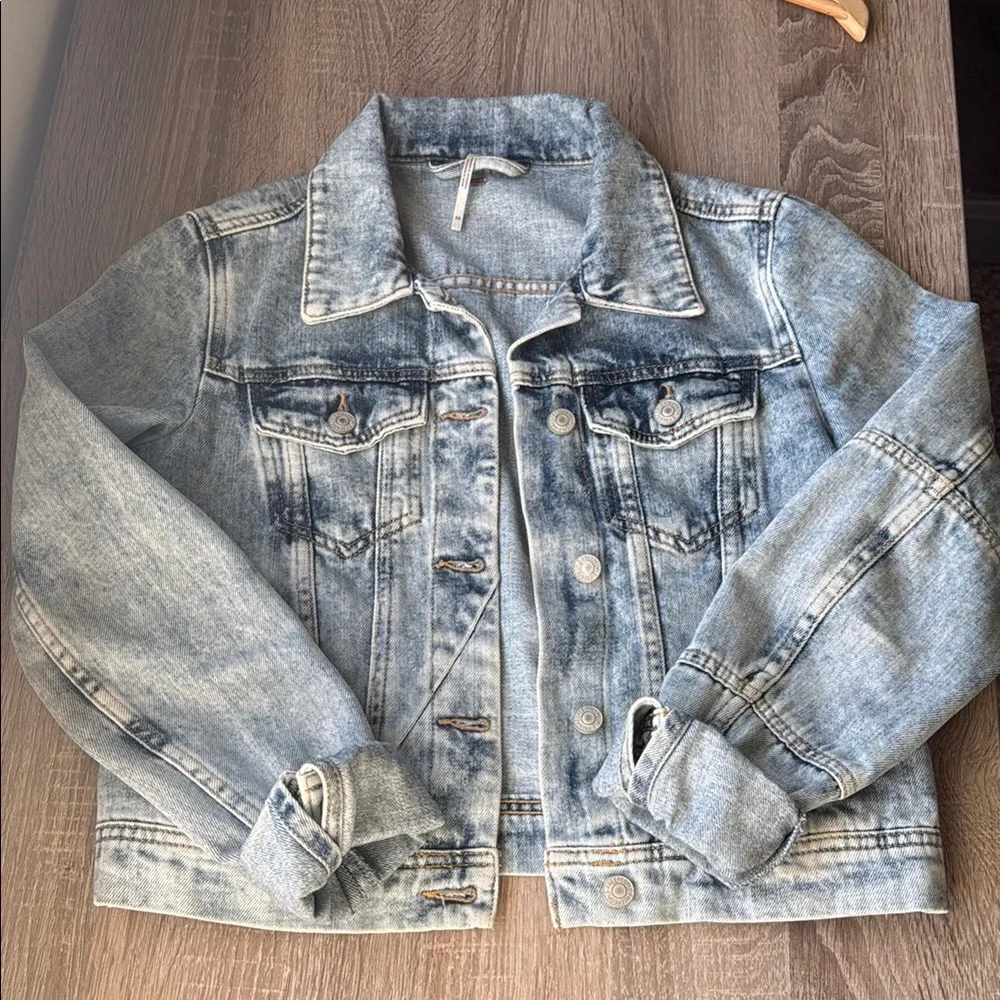 Free People Light Blue Denim Jacket - Picture 1 of 3
